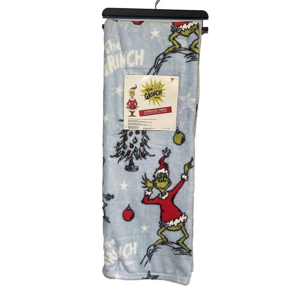 The Grinch Christmas Oversized 50x70 Ultra Soft Throw Blanket NWT TikTok Viral